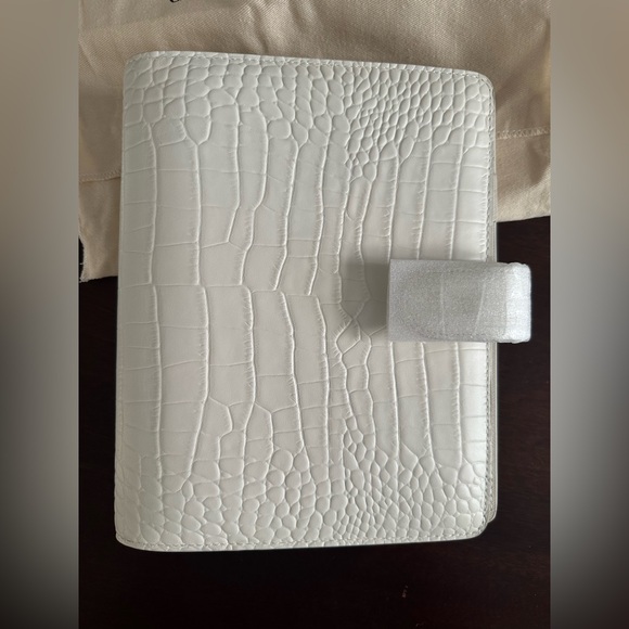 Brand New | Cloth and Paper | A5 6-Ring White Croc Leather Planner / Agenda - Picture 11 of 11